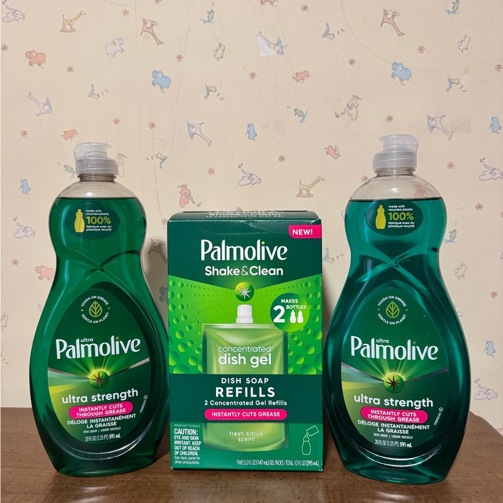 Palmolive Ultra Strength Dish Soap + Shake & Clean Refills